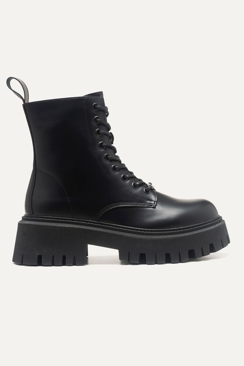 BORCEGO HELSINKI 47 Street